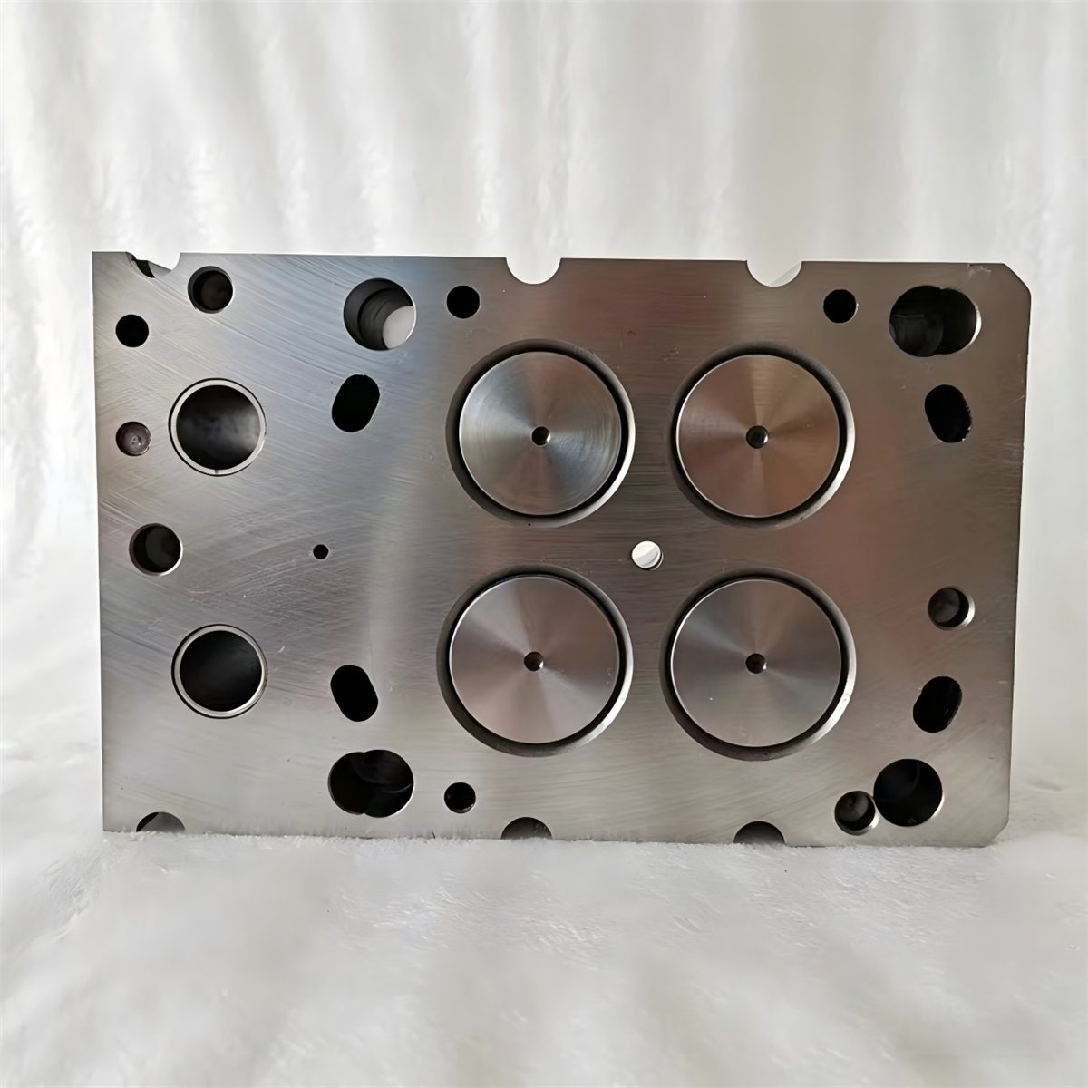 Weichai WD615 WP10 Cylinder Head 61560040040 Diesel Engine Parts - OEM diesel engine parts