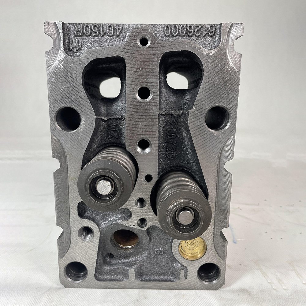 Weichai WD615 WP10 Cylinder Head 61560040040 Diesel Engine Parts